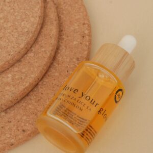 Love your glow revitalizirajući serum za lice 30ml + cherrylicious lip balm GRATIS