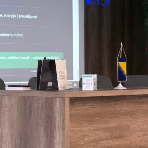 Slajd s ključnim podacima formule ARTRON COLLAGEN EXTREME
